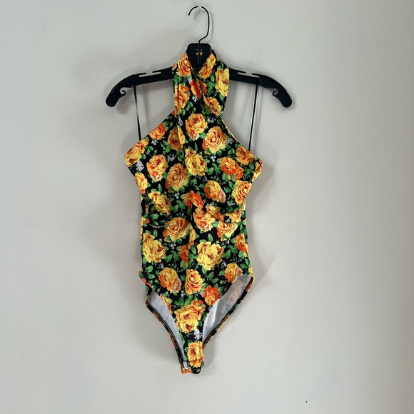Zara woman’s floral cross Neck bodysuit top - Picture 11 of 16